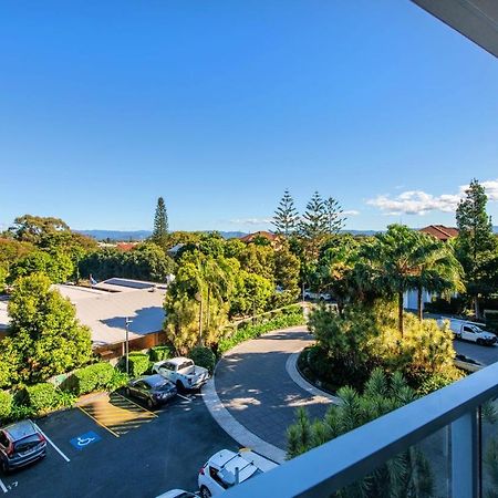 Ultiqa Freshwater Point Resort Broadbeach Gold Coast Exterior photo