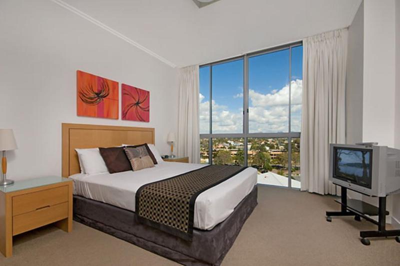 Ultiqa Freshwater Point Resort Broadbeach Gold Coast Exterior photo