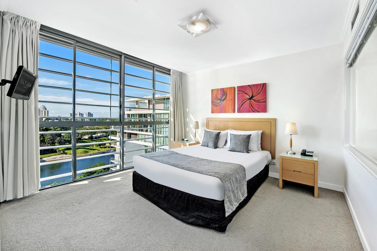 Ultiqa Freshwater Point Resort Broadbeach Gold Coast Exterior photo