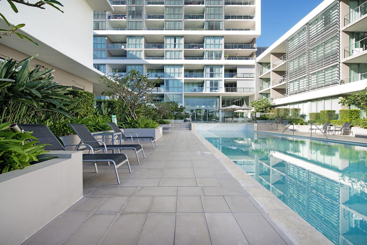 Ultiqa Freshwater Point Resort Broadbeach Gold Coast Exterior photo
